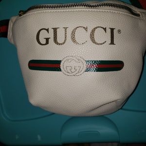 Gucci fanny Pack